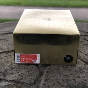 Air Zoom Victory Tour Wide ‘White Black’